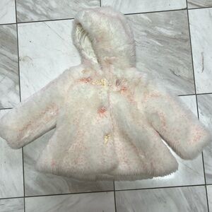 Adorable soft furry baby biscolli coat. Size 24 months